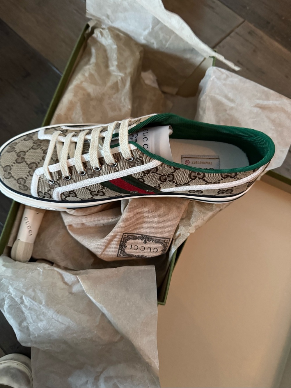 Gucci tennis 1977 GG Canvas Monogram with Classic Web